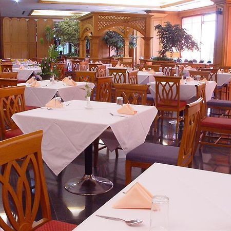 Pathumthani Place Hotel Eksteriør billede