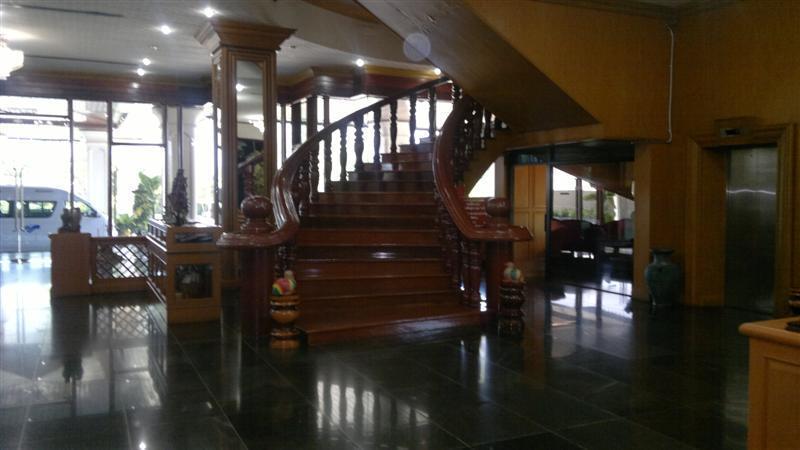 Pathumthani Place Hotel Eksteriør billede
