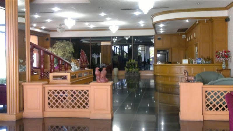 Pathumthani Place Hotel Eksteriør billede